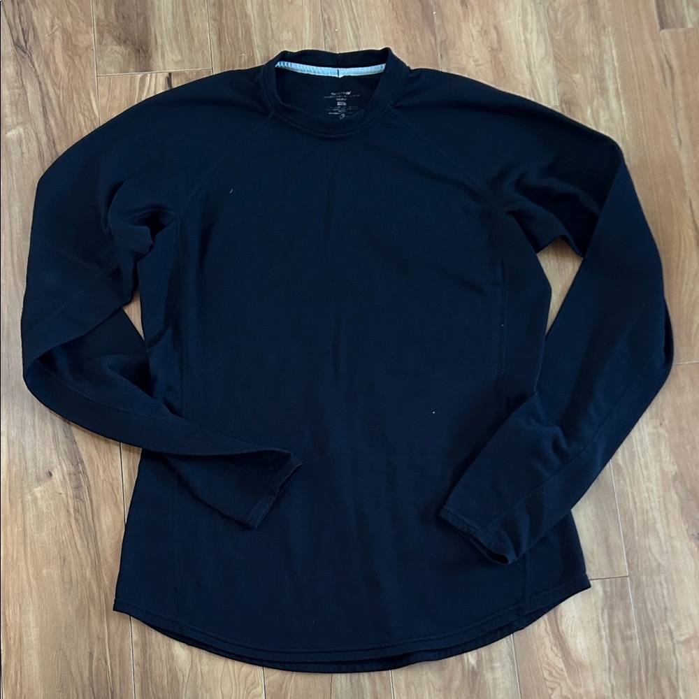 Vintage Patagonia capilene shirt - black baselayer